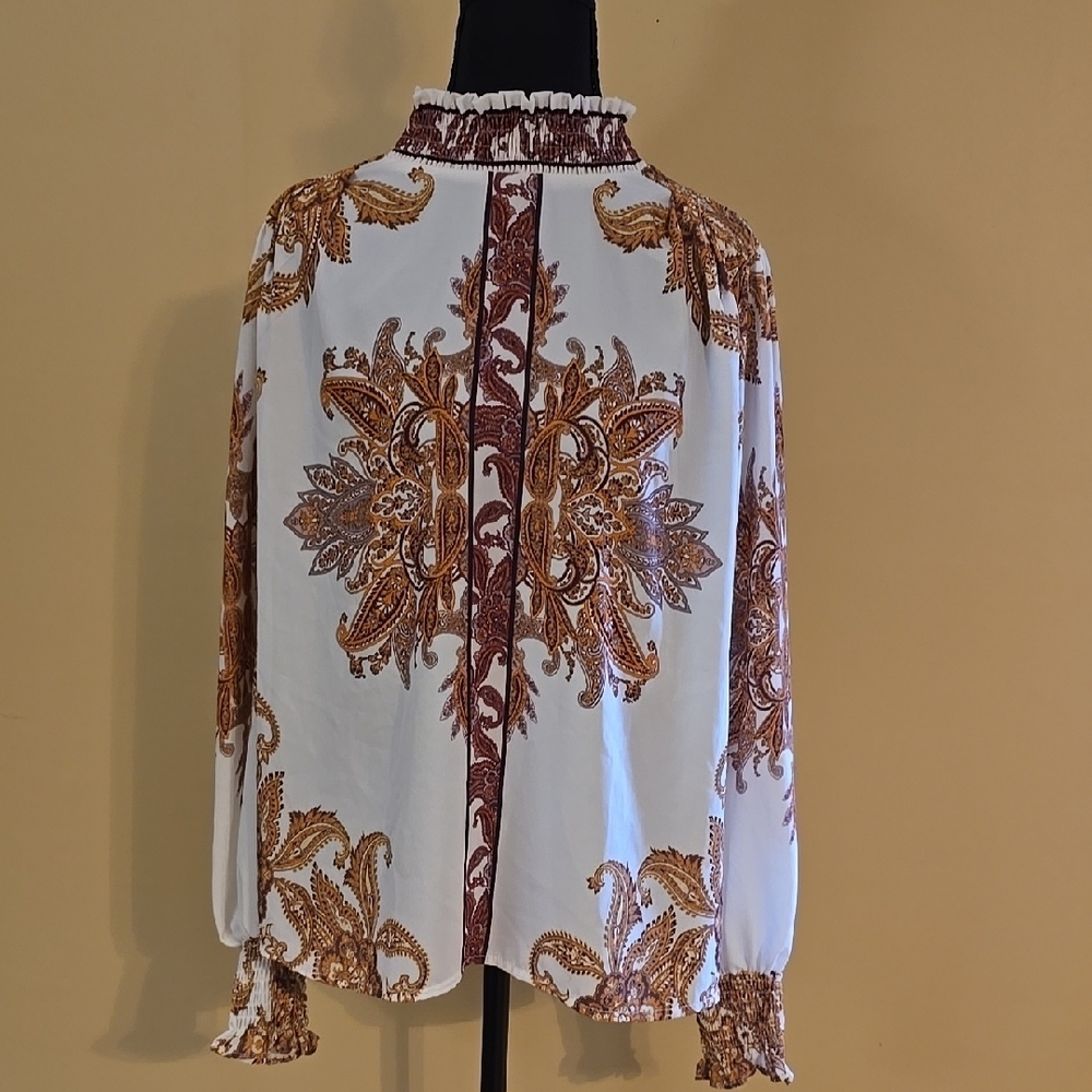 Impressions Gold and Cream Long Sleeve Blouse L